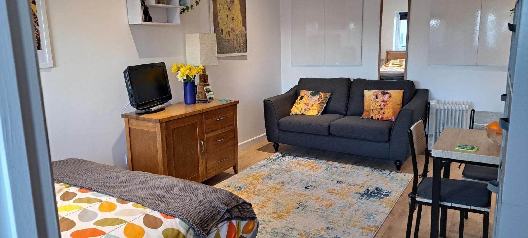 Modern Studio Apartment With Outstanding Views, Sleeps 2 Newlyn Extérieur photo